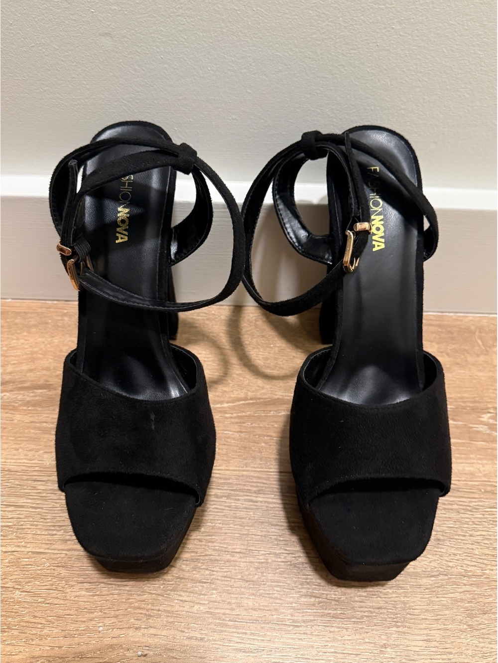 Fashion Nova Black Suede 5.5” Platform Block Heel Sandals in Size 8.5